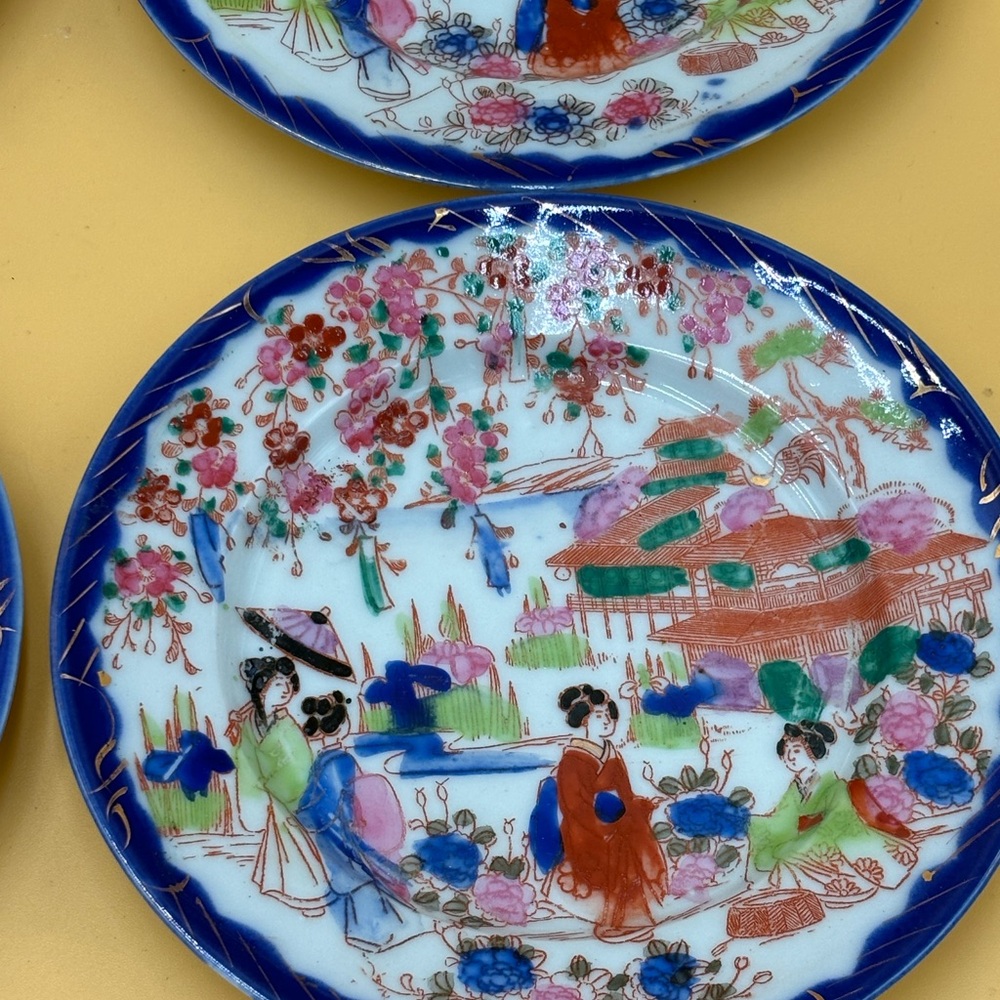 Vintage geisha hand painted plates cobalt blue set of 6, Asian decor - Picture 3 of 9
